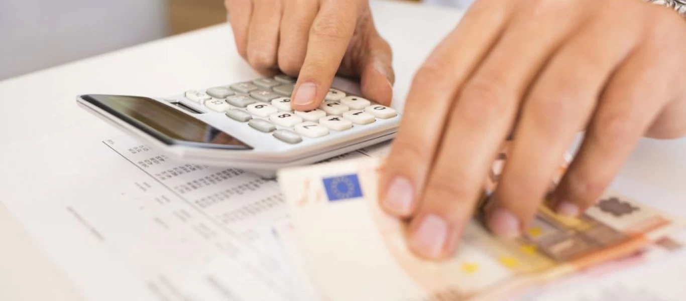 Ποιο σχέδιο επεξεργάζεται η κυβέρνηση για το αφορολόγητο